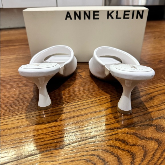 Anne Klein White Heeled Mules - Picture 13 of 16